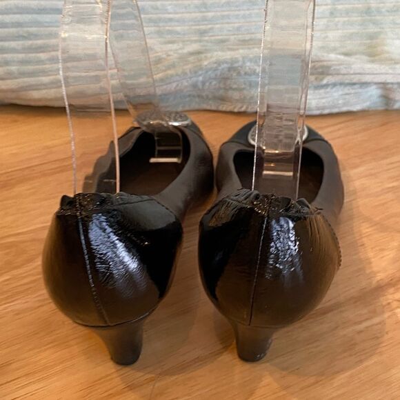 Brighton black and bronze gray slip on rounded toe kitten heels Sz 8 - Picture 4 of 7